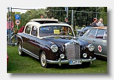 Mercedes-Benz 220 S